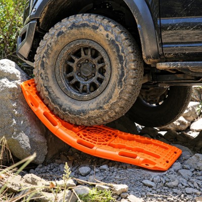 Kit Tablas de tracción recuperación, soportes y bolso 4x4 par con soporte HI-LIFT color naranja